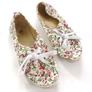 H&M Floral Patterned Canvas Sneakers